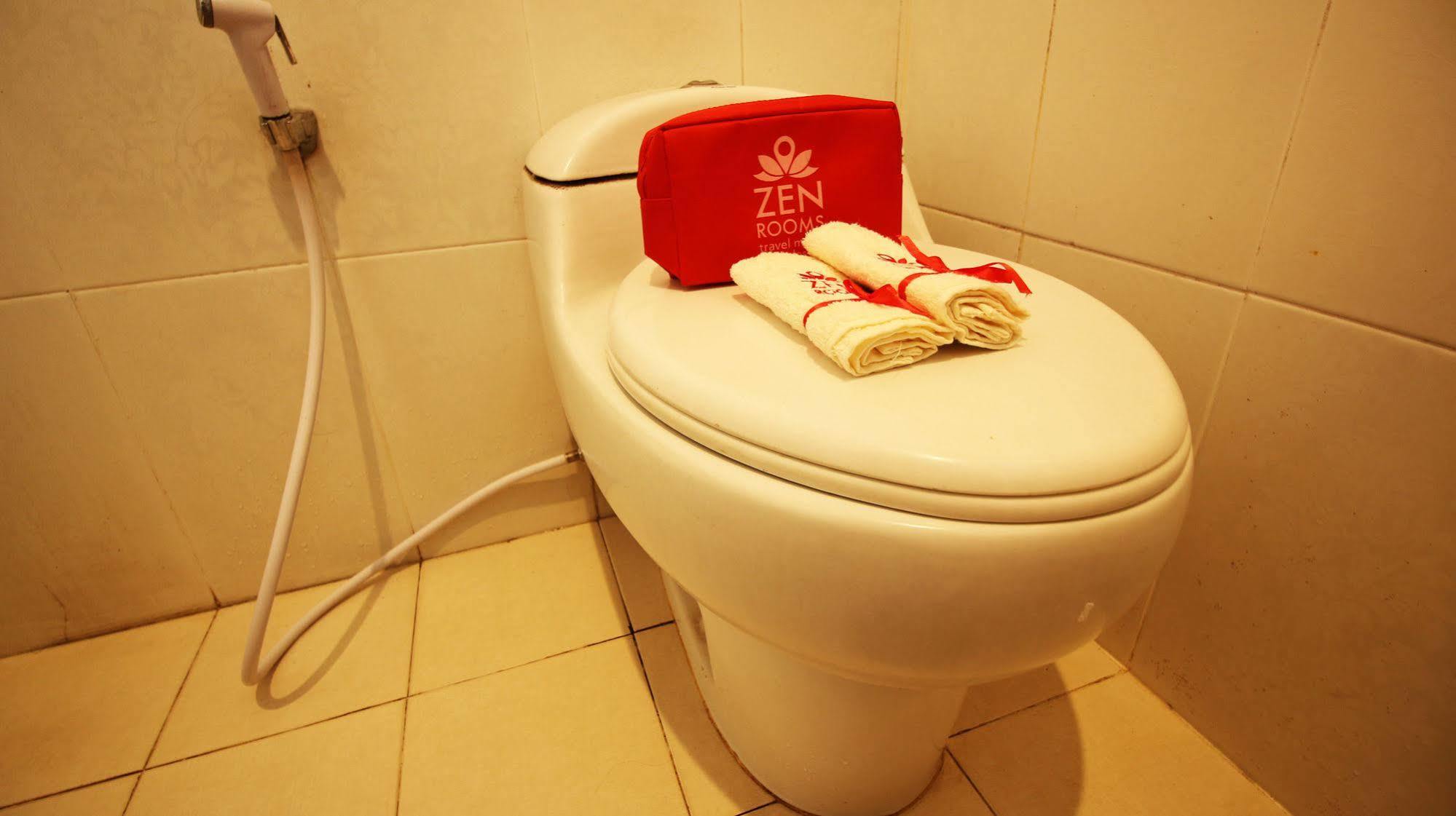 Zen Rooms Grand Hotel Lembang Bagian luar foto